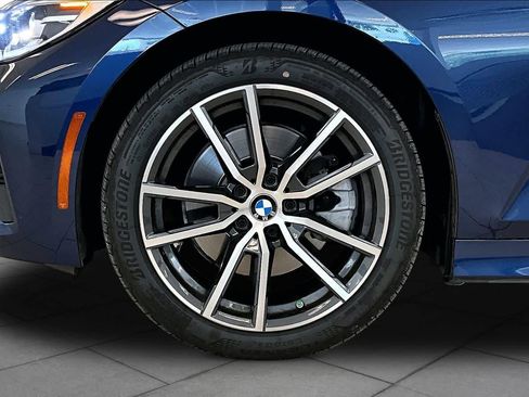 Used 2020 BMW 330i Sedan w/ Convenience Package RWD image 9