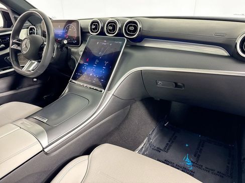 Used 2024 Mercedes-Benz C 300 Sedan image 37