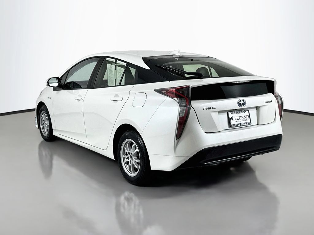 Used 2016 Toyota Prius Four FWD image 7