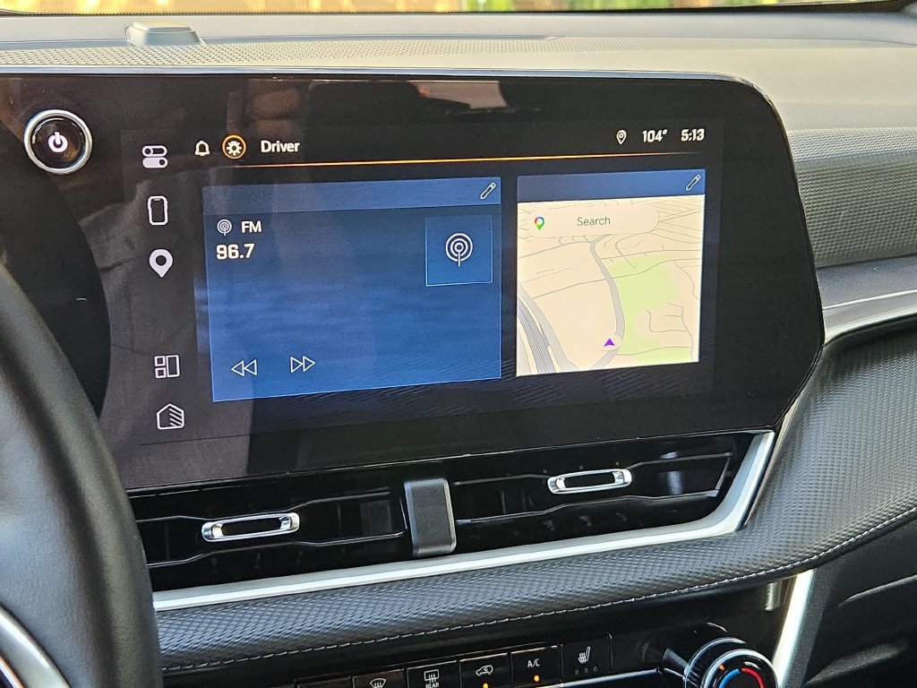 Used 2026 Chevrolet Equinox LT FWD image 19