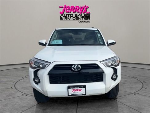 Used 2024 Toyota 4Runner SR5 Premium image 14