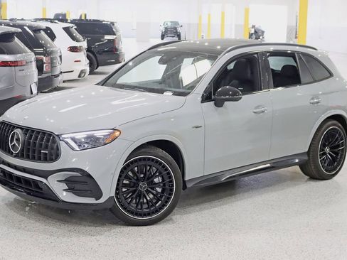 Used 2025 Mercedes-Benz GLC 43 AMG 4MATIC image 8