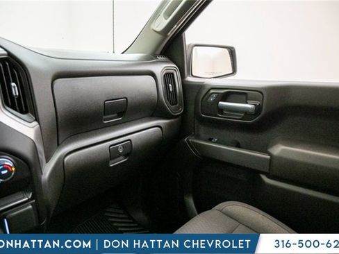 Used 2022 Chevrolet Silverado 1500 Custom image 15