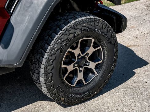Used 2021 Jeep Wrangler Unlimited Rubicon AWD/4WD image 60