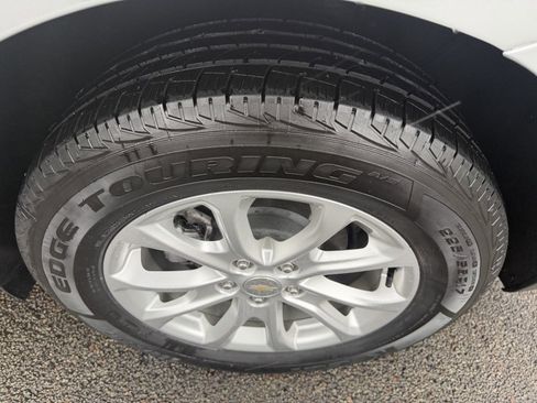 Used 2021 Chevrolet Equinox LT image 11