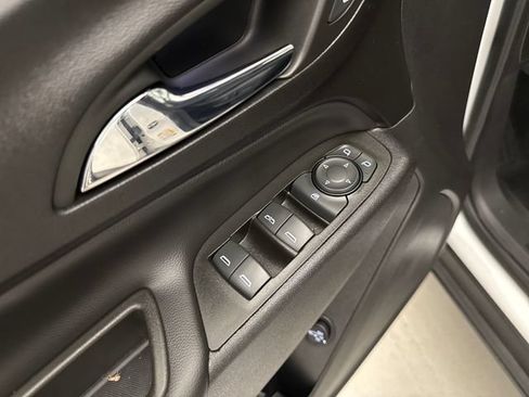 Certified 2023 Chevrolet Equinox LT AWD/4WD image 12