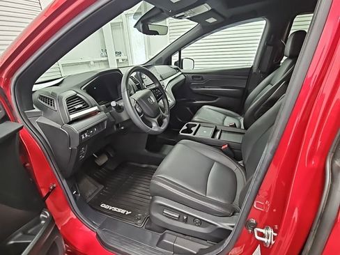 Used 2025 Honda Odyssey Sport-L image 11