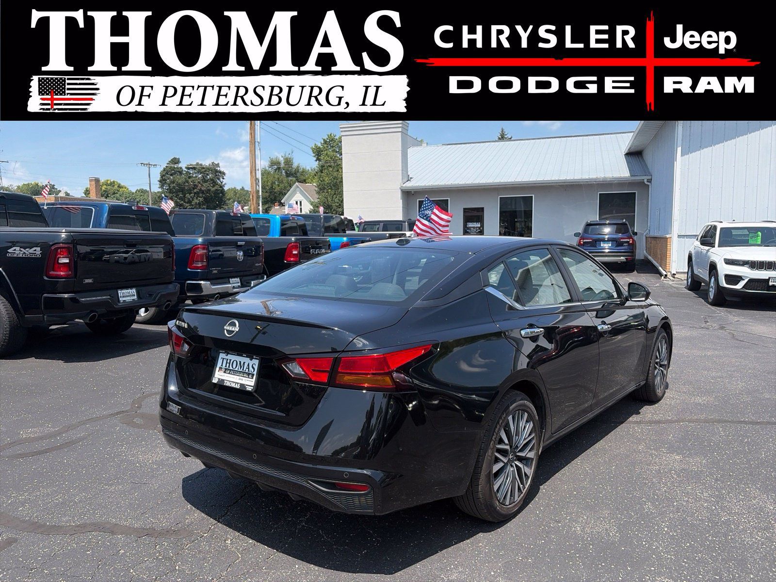 Used 2025 Nissan Altima 2.5 SV FWD image 7
