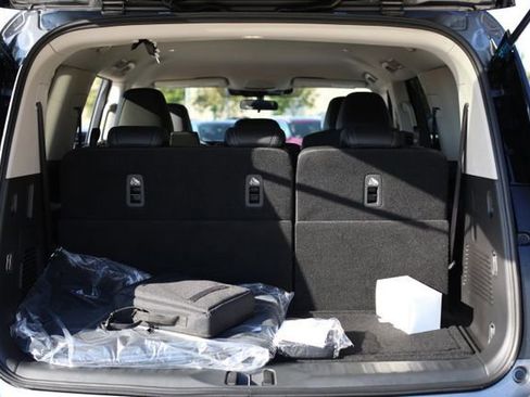 New 2026 Nissan Armada SV image 21