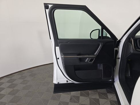 Used 2024 Rivian R1T Adventure Dual AWD/4WD image 16