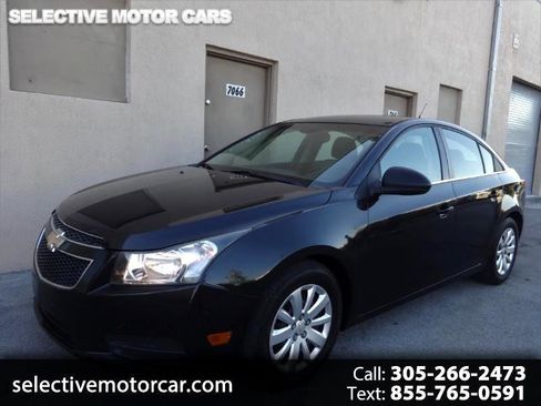Used 2011 Chevrolet Cruze LS w/ Connectivity Package FWD image 1