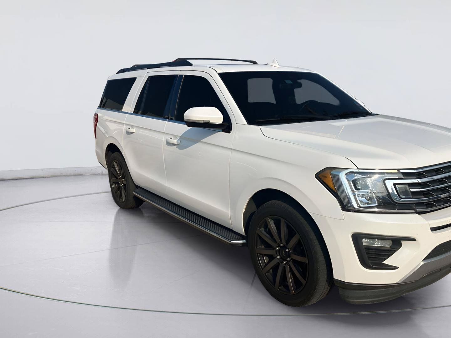 Used 2020 Ford Expedition Max XLT w/ Equipment Group 202A RWD image 3