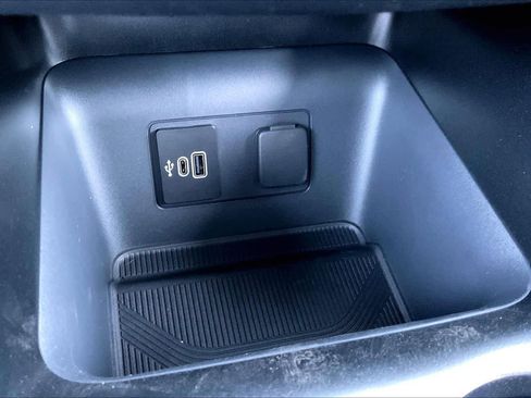 New 2026 Ford Explorer ST-Line image 19