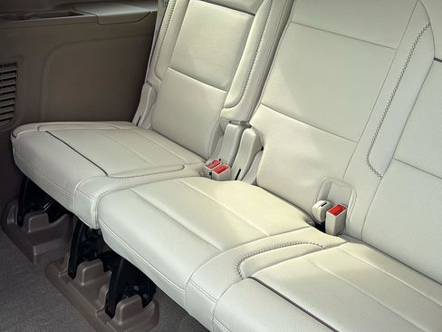 Certified 2023 GMC Yukon XL Denali image 18