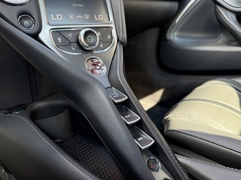 Used 2022 McLaren 720S Luxury image 23