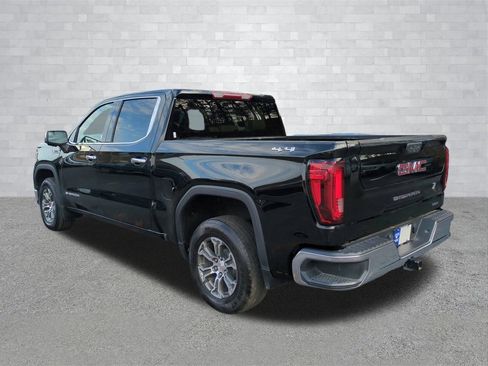 Used 2025 GMC Sierra 1500 SLT image 6