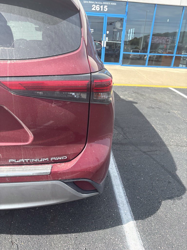 Used 2021 Toyota Highlander Platinum AWD/4WD image 6