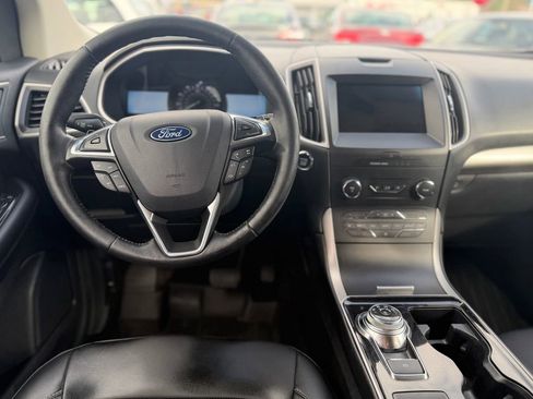 Used 2019 Ford Edge SEL w/ Equipment Group 201A AWD/4WD image 5