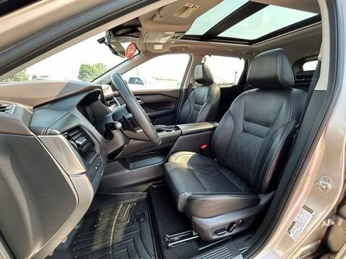 Used 2021 Nissan Rogue Platinum AWD/4WD image 26