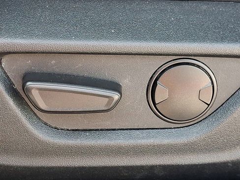 Used 2024 Ford Mustang Premium image 25