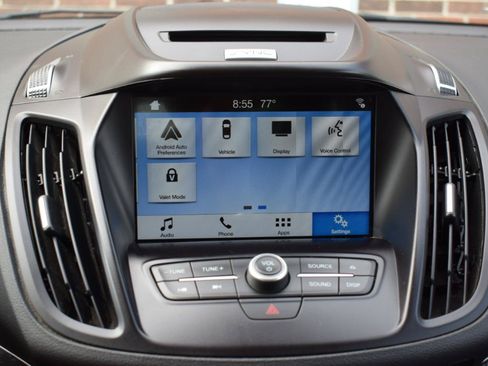 Used 2017 Ford Escape SE w/ Equipment Group 201A FWD image 23