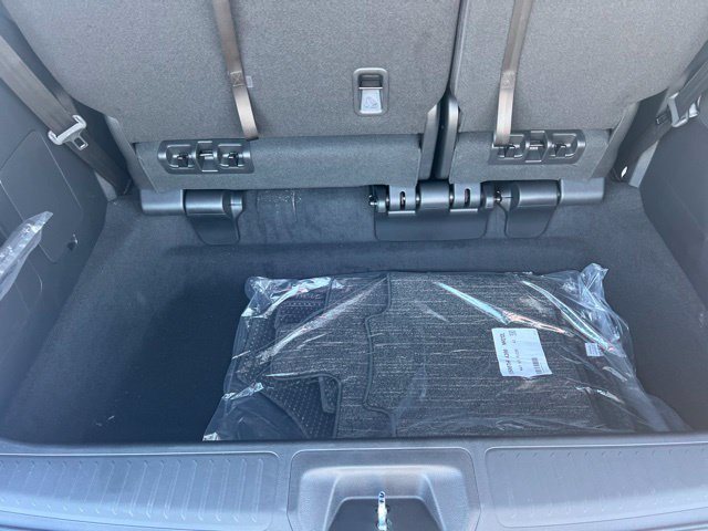 New 2027 Honda Odyssey Touring image 8