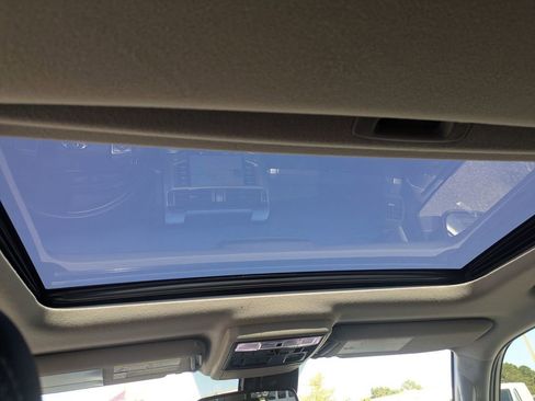 Used 2023 Toyota 4Runner SR5 Premium image 24