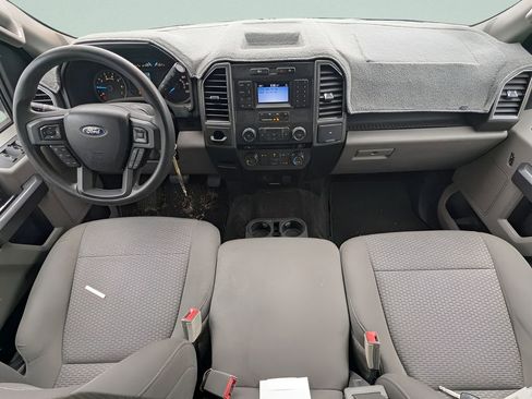 Used 2018 Ford F150 XLT image 11