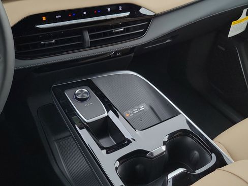 New 2026 Buick Enclave Preferred image 32