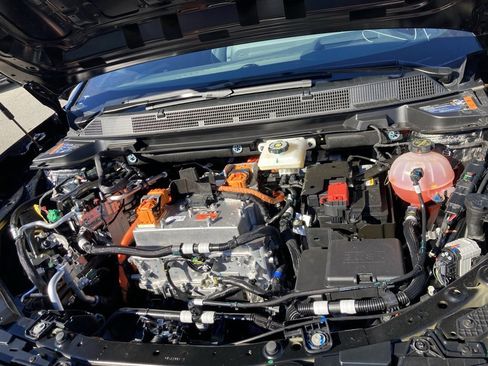 New 2026 Chevrolet Equinox EV LT image 27