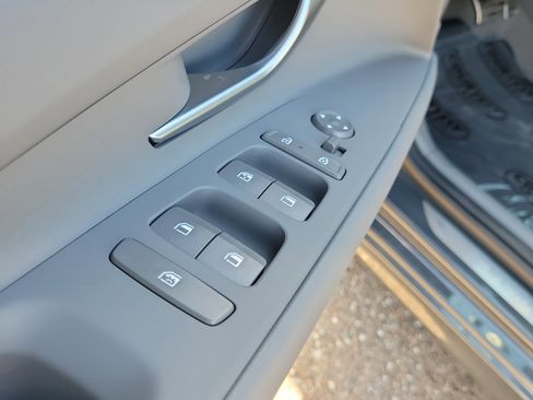 New 2026 Hyundai Elantra SEL Sport image 17