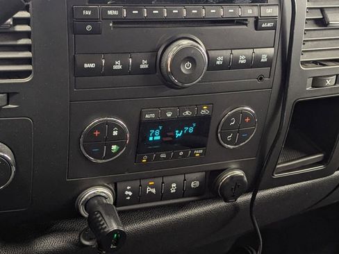 Used 2012 Chevrolet Silverado 2500 LT w/ Interior Plus Package image 19