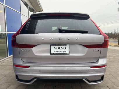 New 2026 Volvo XC60 B5 Core w/ Climate Package