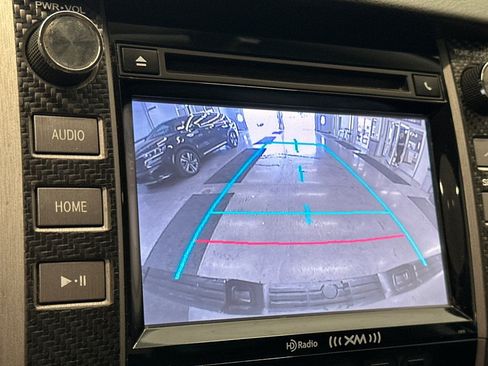 Used 2014 Toyota Tundra SR5 w/ SR5 Upgrade Package RWD image 20