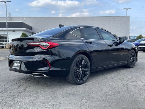 Used 2023 Acura TLX w/ Technology Package image 7