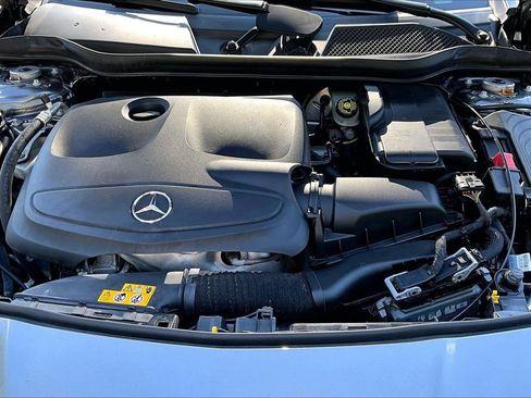 Used 2019 Mercedes-Benz CLA 250 4MATIC image 35