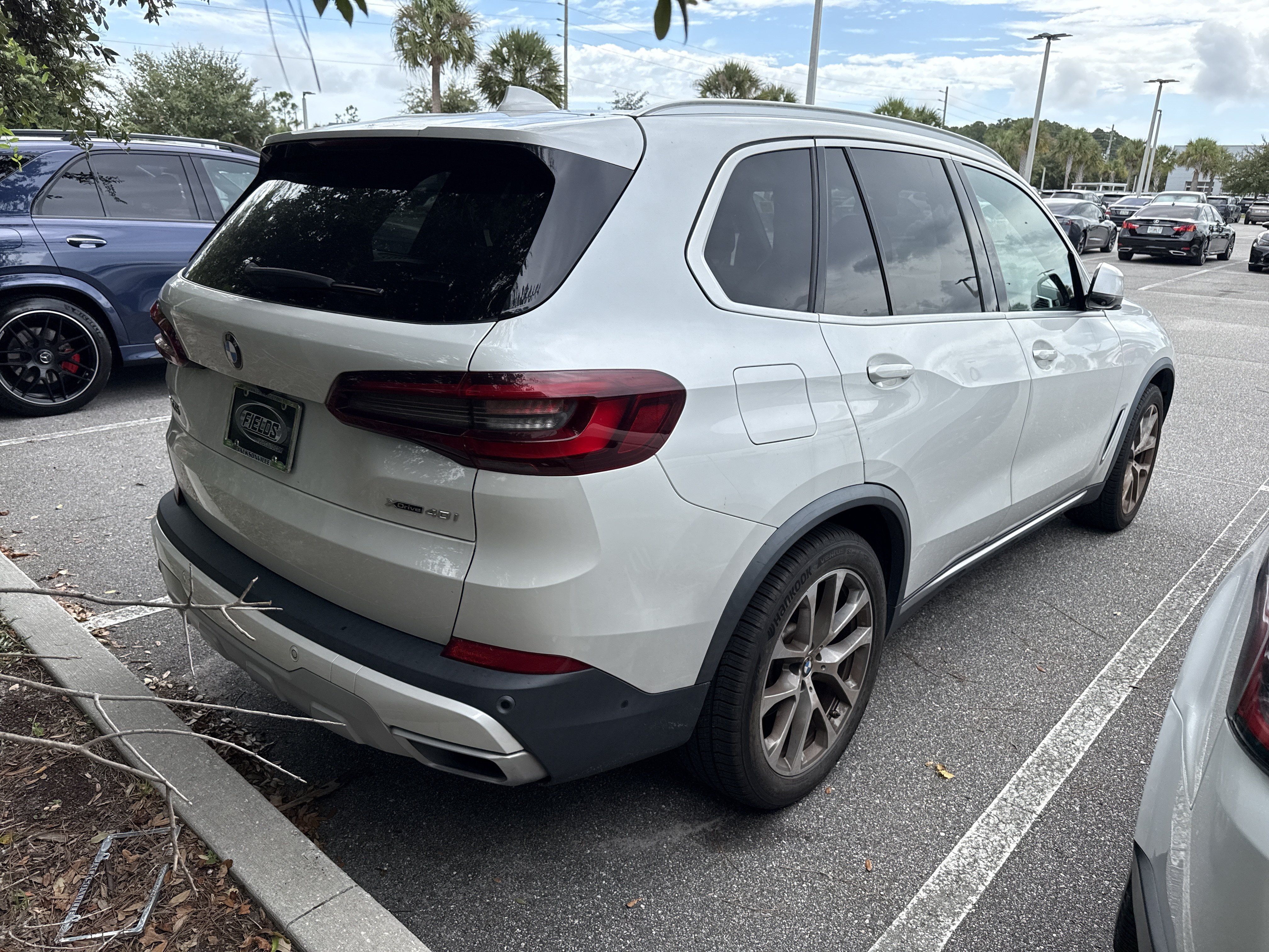 Used 2021 BMW X5 xDrive40i w/ Convenience Package AWD/4WD image 4
