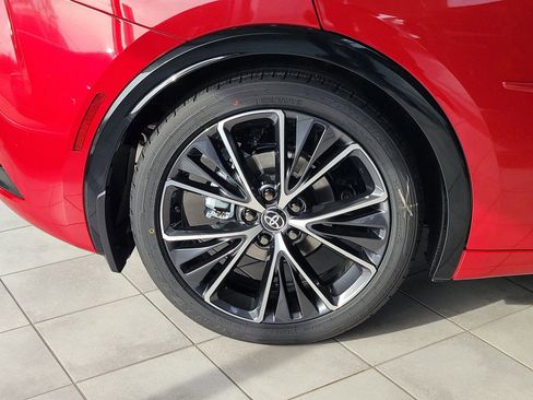 New 2026 Toyota Prius XLE AWD/4WD image 5