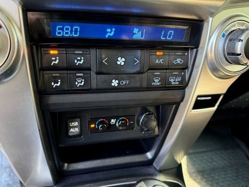 Used 2017 Toyota 4Runner Limited AWD/4WD image 25