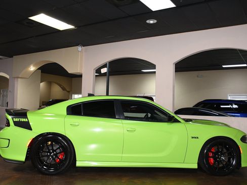 Used 2023 Dodge Charger Scat Pack w/ Daytona Edition Group RWD image 52