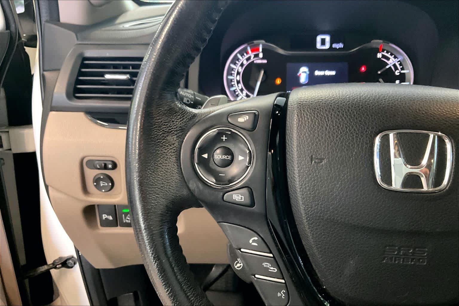 Used 2016 Honda Pilot Elite image 25