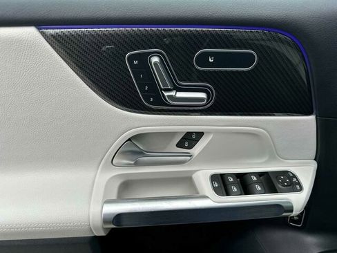 Certified 2023 Mercedes-Benz GLB 250 4MATIC image 13