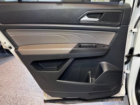 Used 2022 Volkswagen Atlas SE w/ Panoramic Sunroof Package AWD/4WD image 41