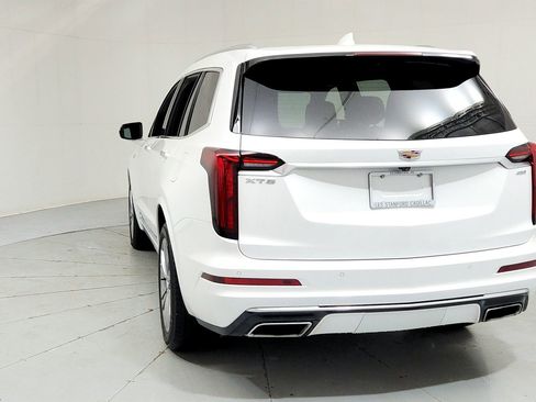 Certified 2023 Cadillac XT6 Premium Luxury w/ LPO, Floor Liner Package FWD image 4