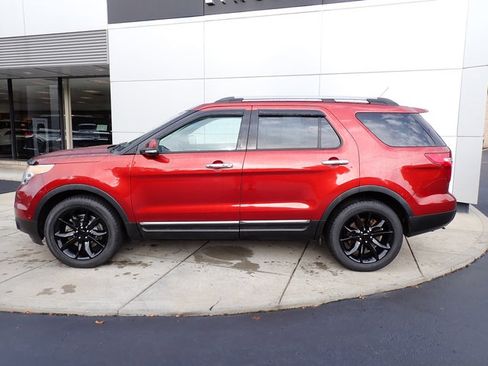Used 2014 Ford Explorer Limited w/ Equipment Group 302A image 2