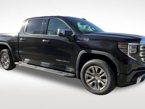 Used 2022 GMC Sierra 1500 Denali image 2