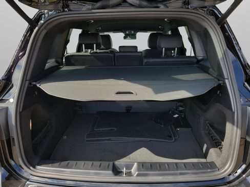 Certified 2025 Mercedes-Benz GLB 250 image 9