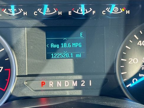 Used 2018 Ford F150 XLT image 13