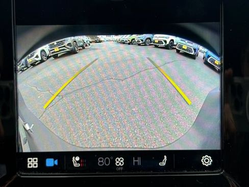 Used 2023 Volvo XC40 Recharge Ultimate AWD/4WD image 24
