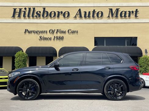 Used 2020 BMW X5 M50i w/ Executive Package AWD/4WD image 3
